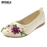 Vintage Embroidered Women Flats Flower Slip