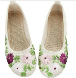 Vintage Embroidered Women Flats Flower Slip